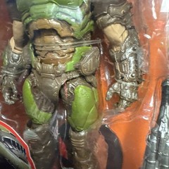 NEW Sealed McFarlane Toys DOOM Slayer 7″ Action Figure 2019 Original Green