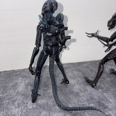 Aliens Alien Action Figures Loose Lot Of Two Figures
