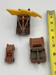 Disney Pixar World of Cars Tow Mater W/ Lightning Bolt Truck Die Cast +2 Cars A3