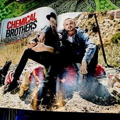 Breaking Bad 2 Figures Empty bottle signed by Bryan Cranston and Rolling Stone!
