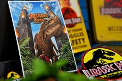 Jurassic Park Collectible Merchandise Kit-*