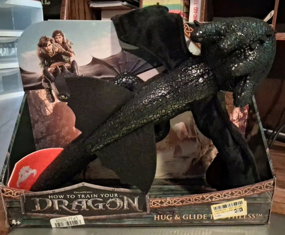Dreamworks Dragons How to Train Your Dragon Hug & Glide Toothless Plush Toy NEW