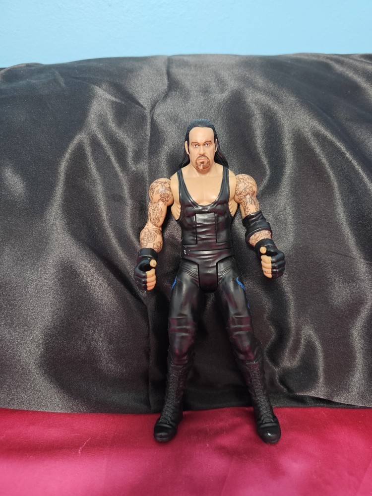2010 WWE Mattel Flex Force THE UNDERTAKER Wrestling Action Figure