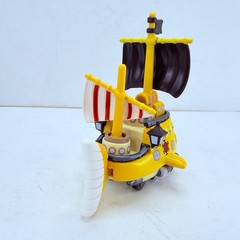 POP MART One Piece The Grand Line Series Heart Pirates Ship Figure – Polar Tang