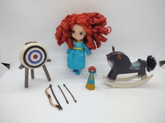 DISNEY STORE Animators Collection Merida 5″ toddler doll accessories set