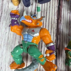 Vintage Lot Of 8 TMNT Action Figures 1990’s Turtles