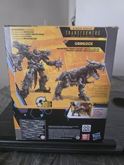 Hasbro Transformers Grimlock Studio Series SS 07 BUZZWORTHY Bumblebee Sealed new