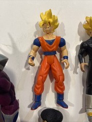 Vintage Dragon Ball Z Action Figure Lot of 14