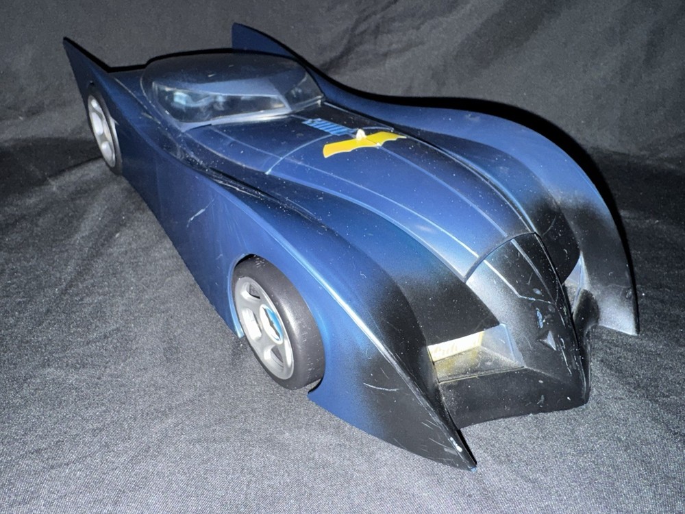 DARKSTORM BATMOBILE THE NEW BATMAN ADVENTURES Knight Striker Hasbro 1997