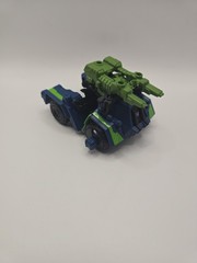 Transformers Generations Fall of Cybertron Bruticus