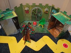Mego WIZARD of OZ Emerald City Playset Boxed