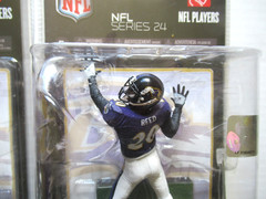 ED REED MCFARLANE NFL 24 RAVENS CL VARIANT LOW #88/500 & REGULAR FIGURE LOT NEW