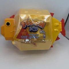 PlayMonster Fisch Captains Goldfish Bundle Toy Set 9 Surprises Exclusive DLC NIB