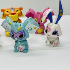 Lot of 15 ANIMAL JAM Figures WildWorks Jazwares PANDA, TIGER, WOLF, FOX, OWL +