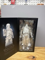 Sideshow Excluse Snowtrooper Commander Limited 1,000 —item 100409