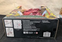 Deluxe Alien Queen Giant Poseable Action Creature Light & Sound