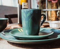 Star Wars Boba Fett Mandalorian 4-Piece Stoneware Dinner Set