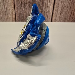 Beyblade Zone Fafnir F5 Gravity Revolver-H w/mixed performance pieces