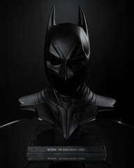 McFarlane Toys – DC Direct Batman: The Dark Knight (2008) Cowl Replica 1:1 Scale