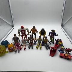 Vintage Kenner 80’s Ghostbusters Action Figure And Accessories Lot