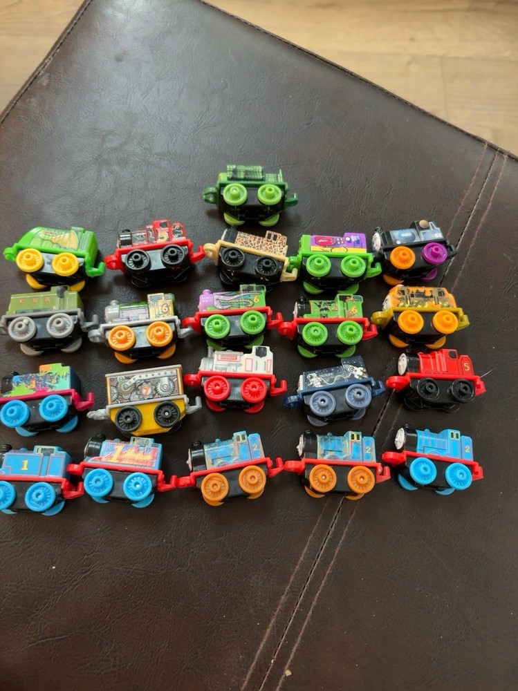 Thomas & Friends Minis Lot of 21 Mattel Fisher-Price Rare Themed Engines Trains