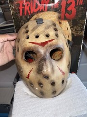 NECA FRIDAY THE 13TH JASON VORHEES MASK PROP MOVIE REPLICA 2009 RARE