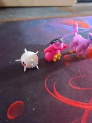Vintage Lot Pokemon Nintendo Mini Figures & Eevee & Pokeball Free Shipping!!