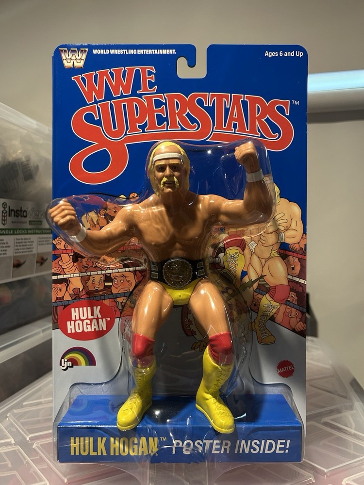 1980’s RETRO COLLECTIBLE Hulk Hogan WWE LJN Superstars Blue Card Chase Figure