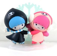Tokidoki Hello Kitty Winter Dreams Series Little Twin Stars Figure NEW
