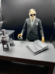 NECA Universal Monsters Invisible Man Lab Set