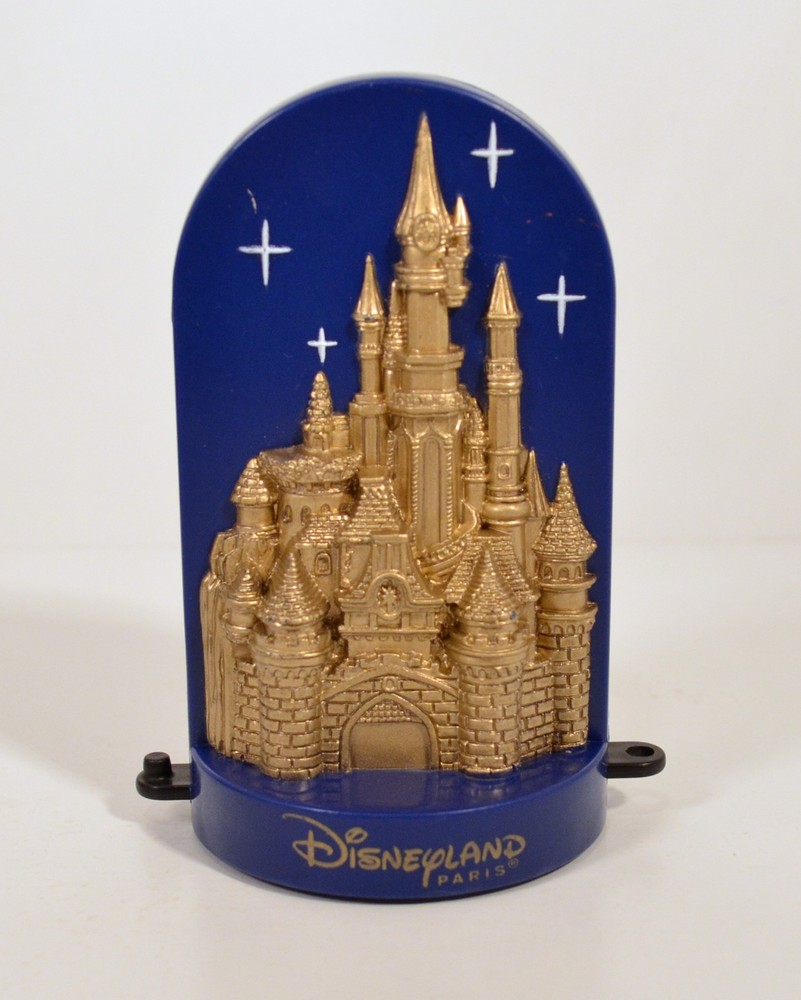 1999 Disney Sleeping Beauty Castle 4″ McDonald’s EUROPE Disneyland Paris Train