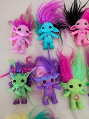 The Zelfs Trolls Figures Huge Lot – 10 Minis, 12 Small, & 1 Medium = 23 Total