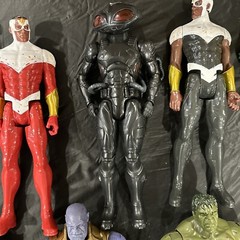 Lot of 12 Marvel Avengers Titan Hero Series 12” Action Figures Bundle Comic