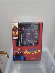 CT Toys MAFEX No.185 Spider-Man Classic costume 1/12, 6inch scale Action Figure