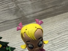McFarlane Toys Dr. Seuss How the Grinch Stole Christmas! Cindy Lou Who *Details*