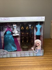 Disney Store Frozen Elsa Wardrobe Set New Old Stock Vintage