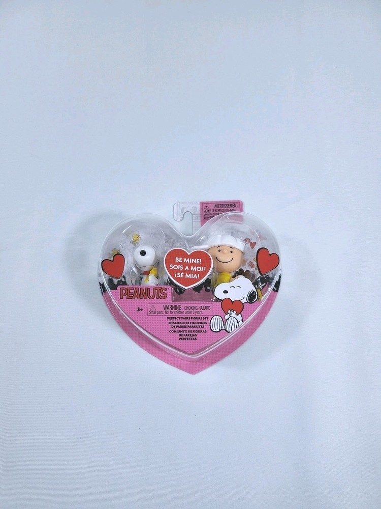 New Peanuts 2025 Charlie Brown & Snoopy “Be Mine” Valentine’s Day Figures