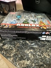 Roblox Champions of Roblox 15th Anniversary Edition Set. 6 Figures With Codes