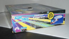 1992 STAR TREK NEXT GENERATION STARSHIP ENTERPRISE No. 6102 by PLAYMATES