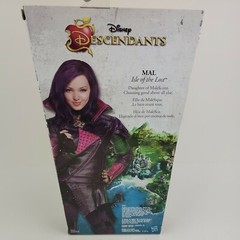 Disney Store Exclusive Descendants MAL (Isle Of The Lost) SIGNATURE DOLL RETIRED