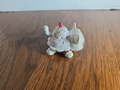 Bonkers Toy Co. Aphmau Meemeows 2″ Ice Cream Sundae Cat Figure Cake Topper