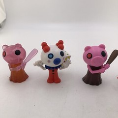 LOT OF PIGGY Roblox Collectible Figure Series 1 LOOSE & Case