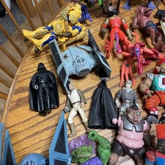 100+ 90’s loose action figure lot Snake Man Capcom Mega Man, Bandai, TMNT Marvel
