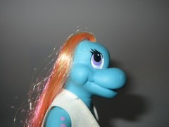 Vintage 1992 Darlin Dinos Snazzies COW-GIRL BRONTE 5.5″