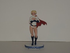 DC Comics Cover Girls Statue of Power Girl