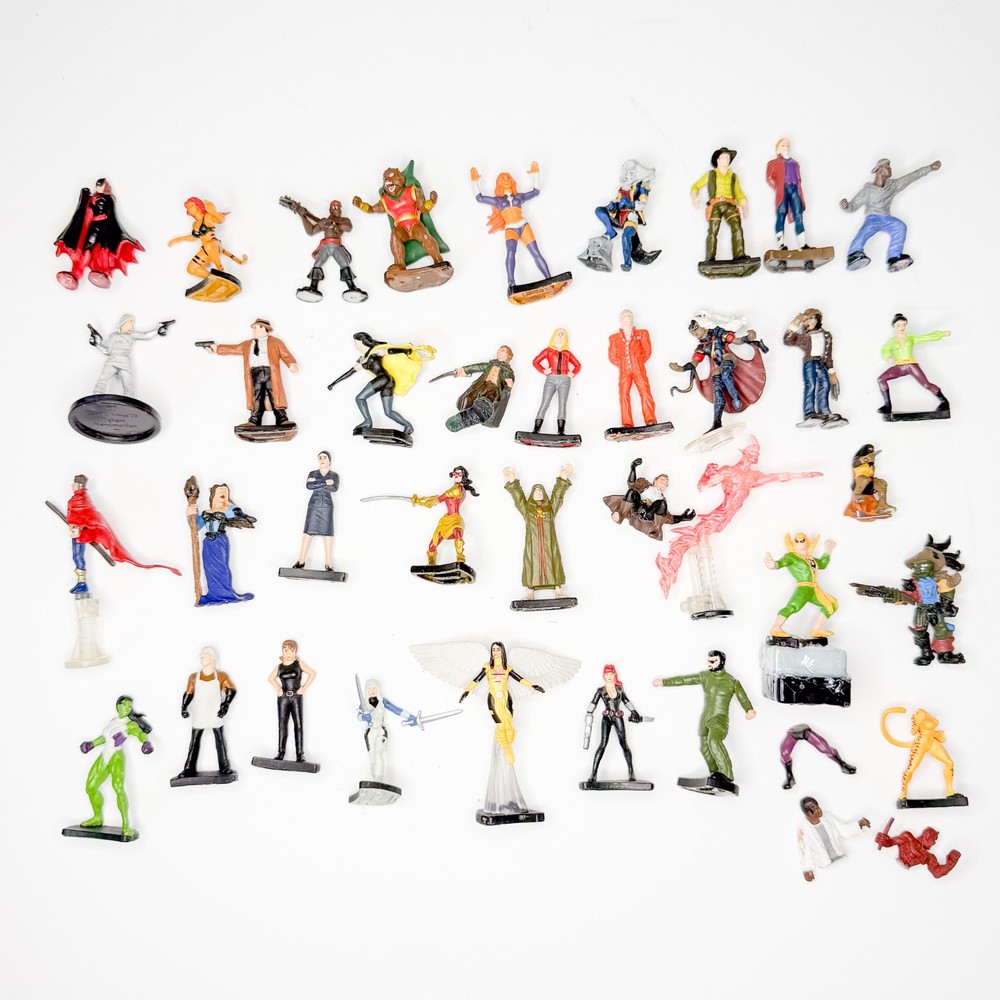 Lot Of 35 MiniFigs Toys Comics Heroes Wiz Kids Die Cast Mini-Figures Bundles