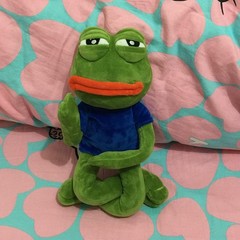 45cm Sad Frog Plush Toy Soft Stuffed Pillow Magic Expression Pepe Love Gifts £