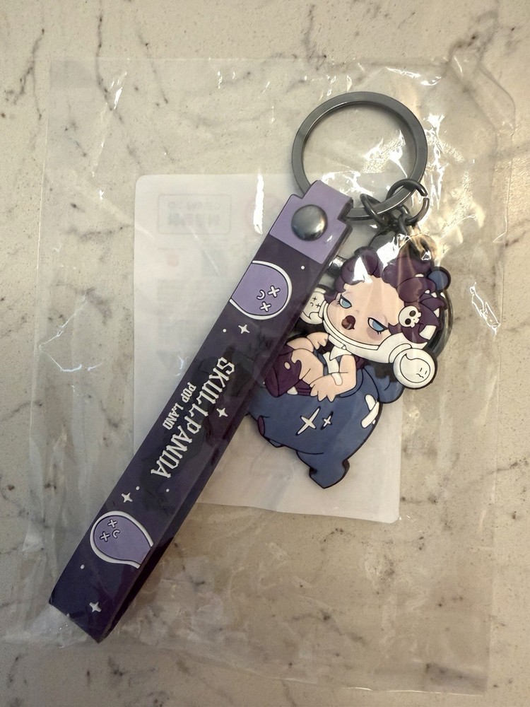 POPMART SKULLPANDA Keychain POPLAND Exclusive NEW Purple SEALED
