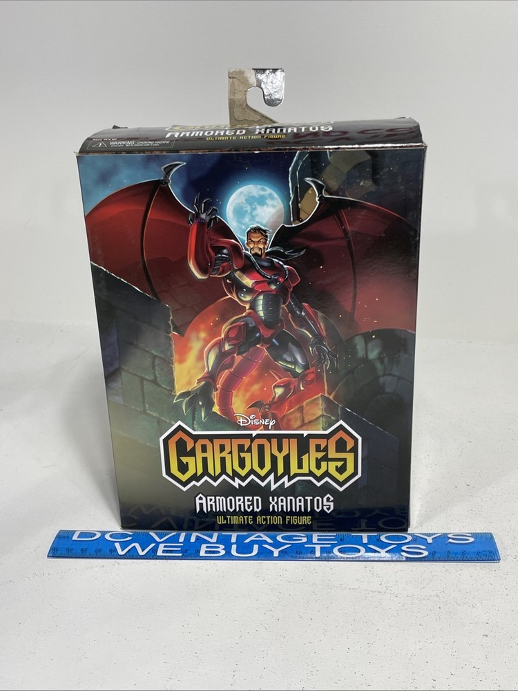 NECA Gargoyles Armored Xanatos Ultimate Action Figure w/ Arm Cannon Box Wear