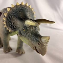Triceratops JP08 Jurassic Park Kenner 1993 Figure jp 08 dinosaur